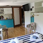 Peljesac Sova * Sreser
