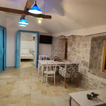 Peljesac Sova * Sreser