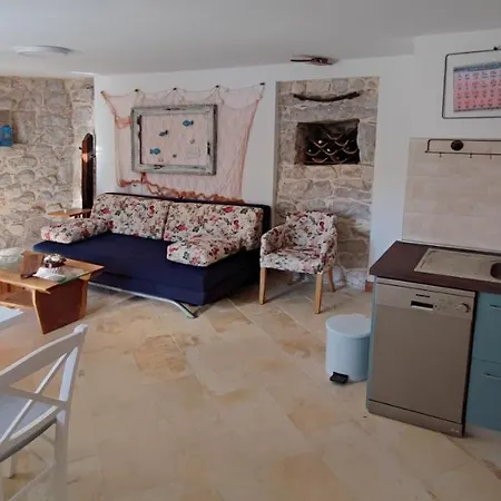 Peljesac Sova * Sreser