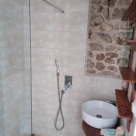 Peljesac Sova * Sreser