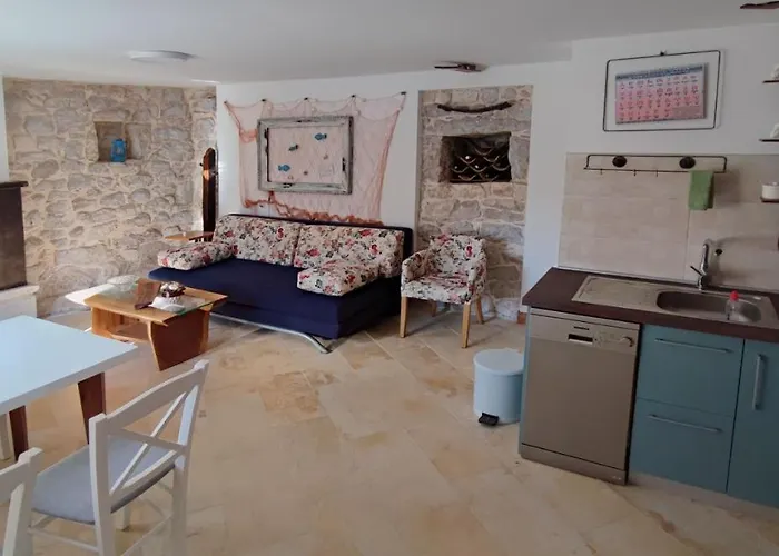 Peljesac Sova * Sreser