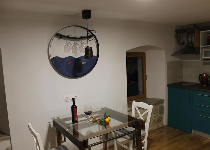 Peljesac Sova * Sreser